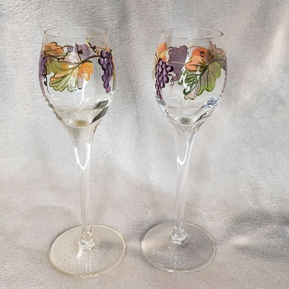 Hand Painted Wine Glasses, set of 2 - Picture 4 of 9